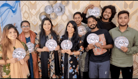 শব্দসুধা’র মুমু, দুই পৃথিবীর একটি চাঁদ